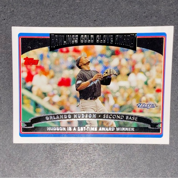 Orlando Hudson Gold Glove Award - 2006 Topps - Picture 1 of 2